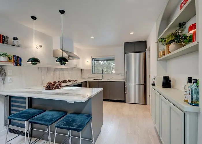 Luxury Tahoe Getaway In Incline Village